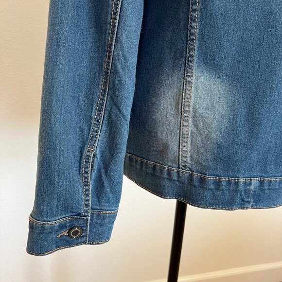 Isabel Hayley Women's Size 14 Vintage Wash Embroidered Beaded Denim Jacket - Picture 11 of 13